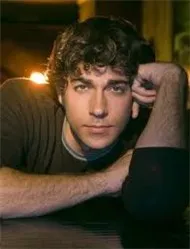 Zachary Levi