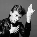 A Starman Waiting In The Sky