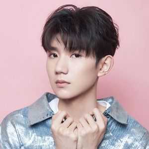 vuong nguyen (roy wang)