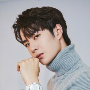 vuong nhat bac (wang yibo)